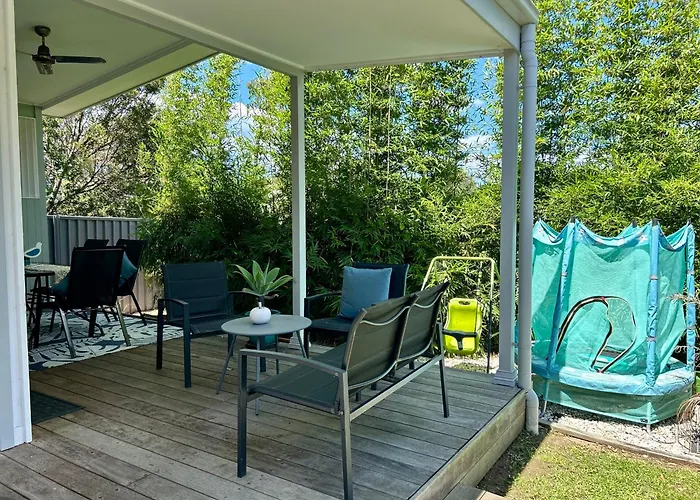 Woonona Family Beach Villa 2 Bedroom Brand New